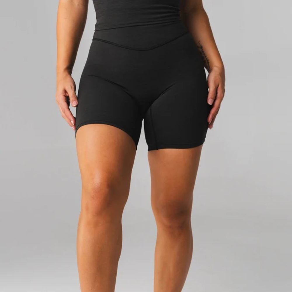 Vitality Daydream® Biker Short - Midnight Marl NWOT